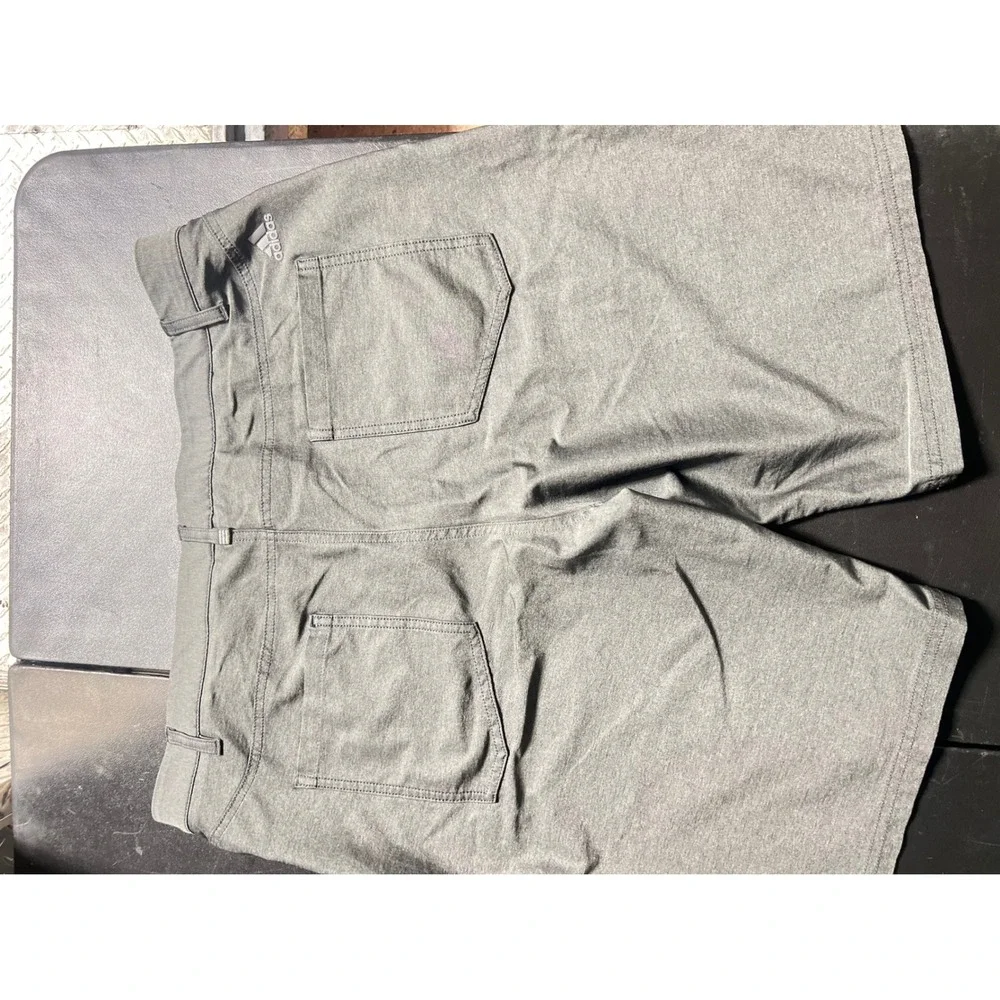 Adidas Ultimate365 Golf Shorts Mens 38 Grey Excellent Stretch Performance